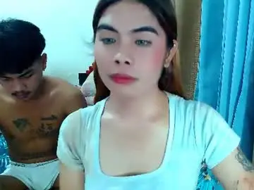 Chaturbate Adult Video Chat of mikhayla_and_zeus_room