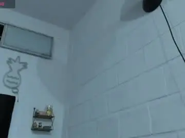 Chaturbate Live Sex of sexynova_93