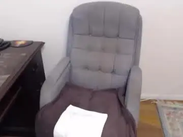 Chaturbate Live Sex Cam of luv2havfunn
