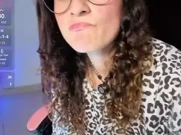 Chaturbate Watch Live Sex Cams of _lindasy_
