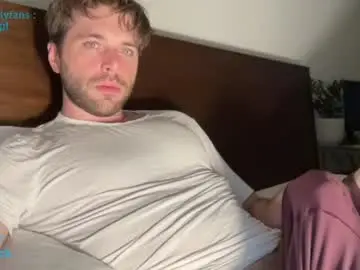 Chaturbate Free Live Porn of hot8pack01