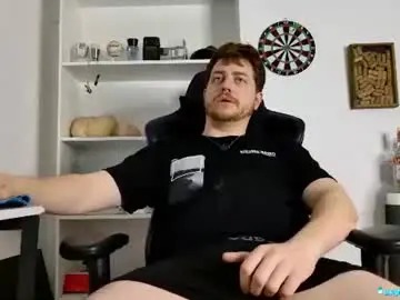 Chaturbate Live Sex Cam of aaronlegend