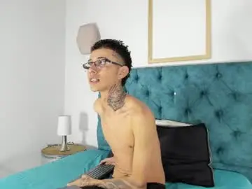 Chaturbate Best live sex cam show of asher_lux