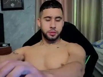 Chaturbate Live Sex of alejandrojf_00
