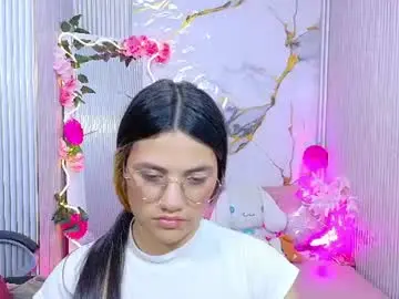 Chaturbate Free Porn Cam of chiara_tay