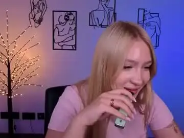 Chaturbate Free Porn Cam of playful_sophie