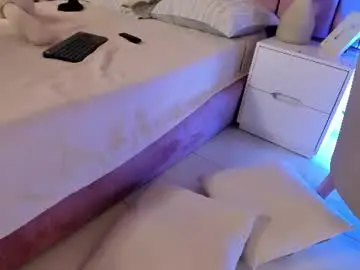 Chaturbate Live Sex Cam of elizabeth_roche