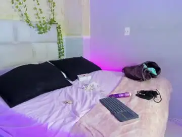 Chaturbate Watch Live Sex Cams of alondrasoomer