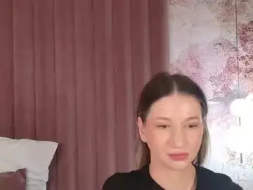 Chaturbate Live Sex Cam of ariaheart_