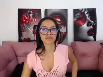 Chaturbate Best live sex cam show of miahotcs