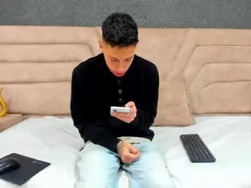 Chaturbate Live Porn of thiagos19