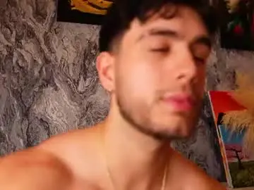 Chaturbate Live Sex Cam of noha_miler