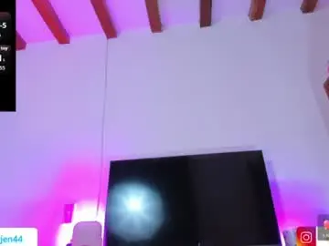 Chaturbate Live Sex Cam of patty_jen44