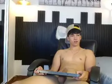 Chaturbate Sex Chat of ren_storm