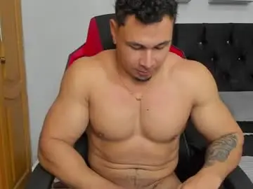 Chaturbate Best live sex cam show of tyler_hank1