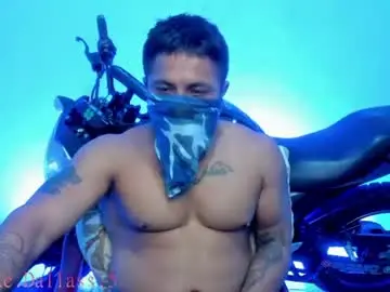 Chaturbate Live Sex Cam of damian_torner