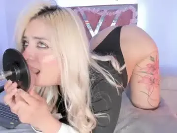 Chaturbate Free Live Porn of ella_lenox