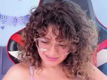 Chaturbate Live Sex Cam of emily_fiori
