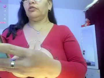 Chaturbate Free Live Porn of esmeralda_milf1