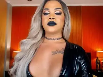 Chaturbate Adult Video Chat of urmajestytyra