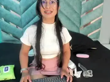 Chaturbate Free Live Porn of yeilylopez