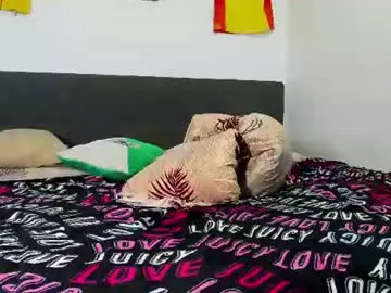 Chaturbate Live Sex Cam of choreythaiylor