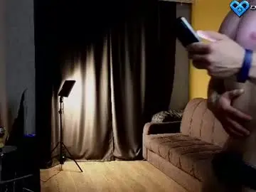 Chaturbate Live Porn of cravelorenzo