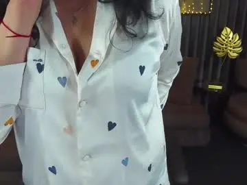Chaturbate Free Porn Cam of irissmoon1