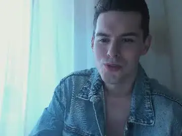 Chaturbate Best live sex cam show of dennis_night