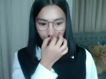 Chaturbate Live Sex Cam of lovelymae18