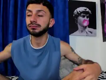Chaturbate Nude Webcam of santi_mateo