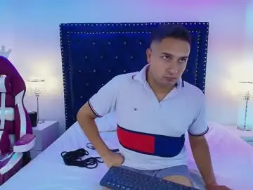 Chaturbate Live Sex Cam of alissa_and_alann