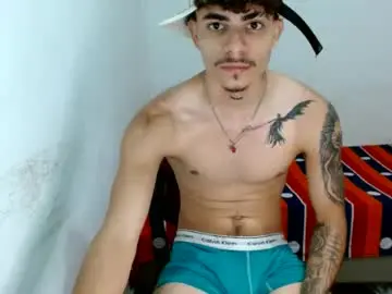 Chaturbate Watch Live Sex Cams of andr_093