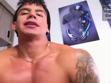 Chaturbate Best live sex cam show of oskar_ford21
