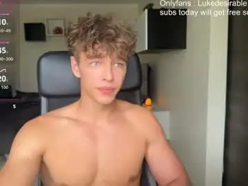 Chaturbate Live Sex Cam of lukedesirable