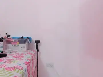 Chaturbate Nude Webcam of samanthaclaus1
