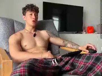 Chaturbate Free Porn Cam of lyon_power_