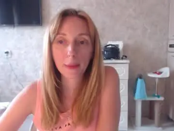 Chaturbate Adult Video Chat of hellokittykaty