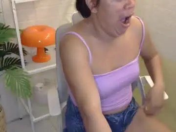 Chaturbate Free Porn Cam of averageuncut1