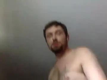 Chaturbate Live Porn of daddydic120402