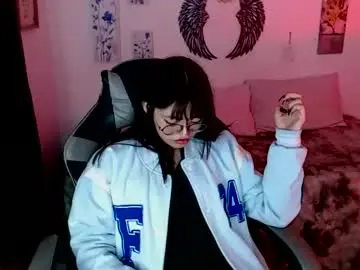 Chaturbate Live Sex of isabella__66