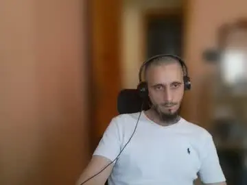 Chaturbate Sex Cam of lefrenchiies07