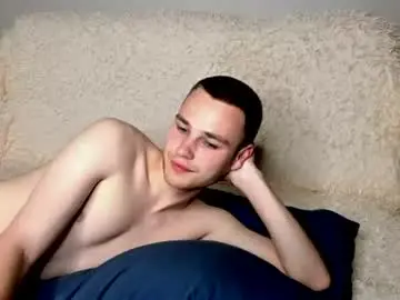 Chaturbate Live Sex of robert10211
