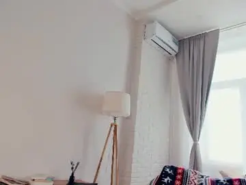 Chaturbate Live Sex Cam of mirandabettman