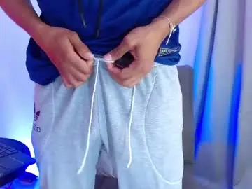 Chaturbate Live Sex of deivid_bigcock1