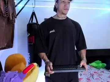 Chaturbate Watch Live Sex Cams of karybig3