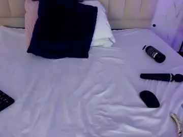 Chaturbate Live Porn of criistal_blossom