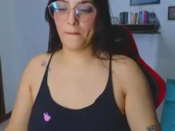 Chaturbate Live Porn of cristal_hot07
