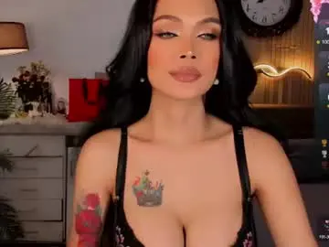 Chaturbate Live Sex Cam of divinequeen