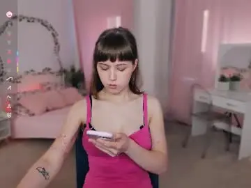 Chaturbate Nude Webcam of emiliahurrison